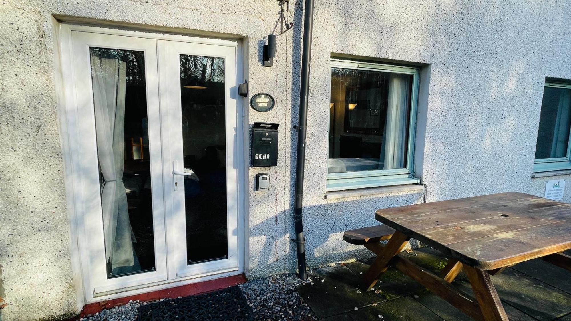 Stylish Garden Flat Near Loch Ness Apartment Drumnadrochit Exterior photo