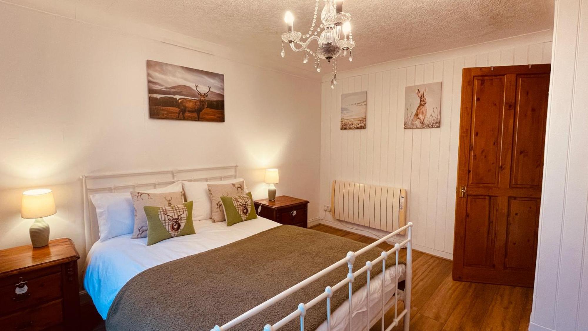 Stylish Garden Flat Near Loch Ness Apartment Drumnadrochit Exterior photo